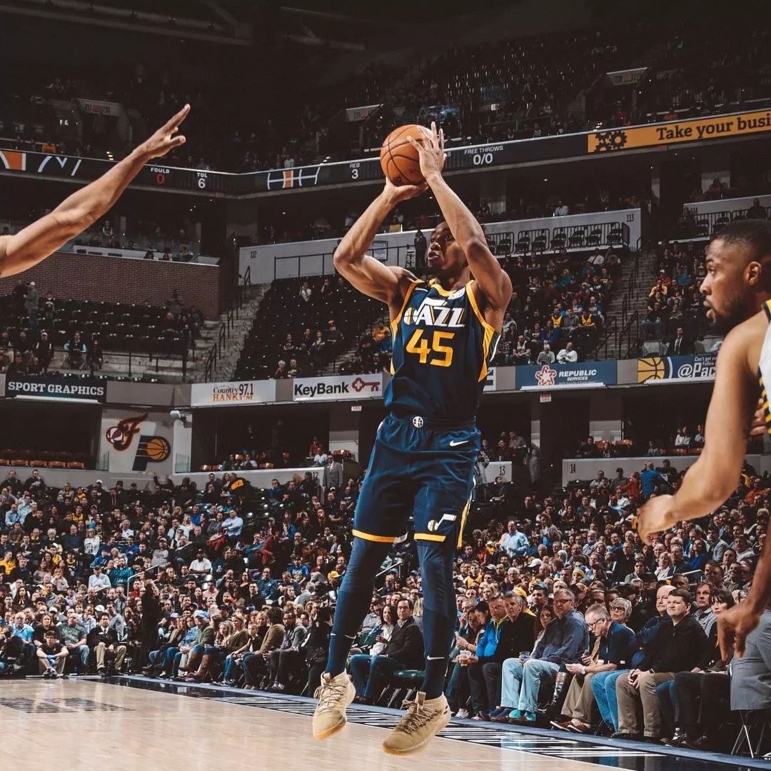 降级牌桌 降级牌桌